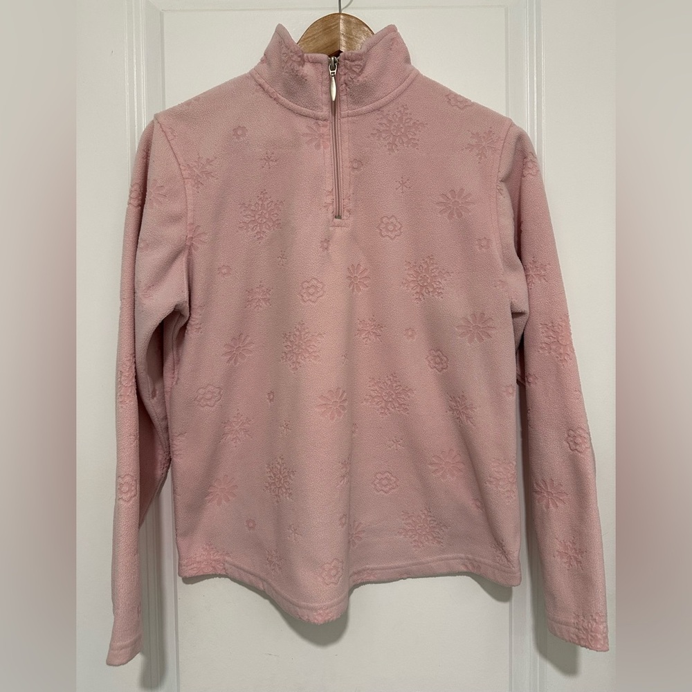 Northern Reflections Soft Pink Fleece Pullover With Snowflakes and Flowers